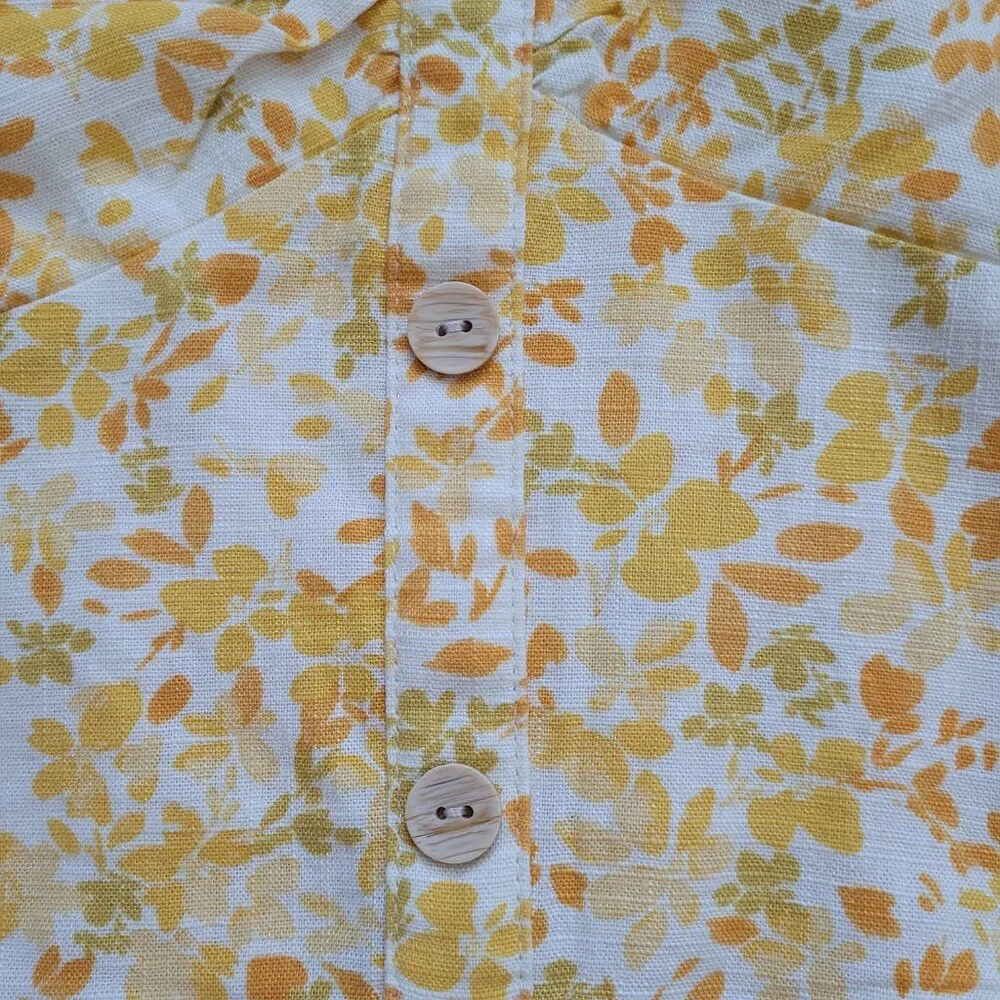 Monteau Yellow Floral Button Front Cropped Tank Top Size Medium Coquette - Picture 8 of 10